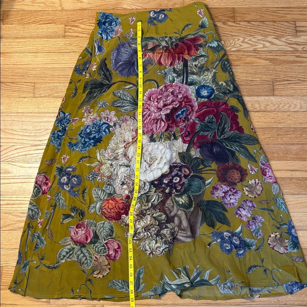Anthropologie A-Line Skirt with Bold Floral Design - Picture 3 of 6